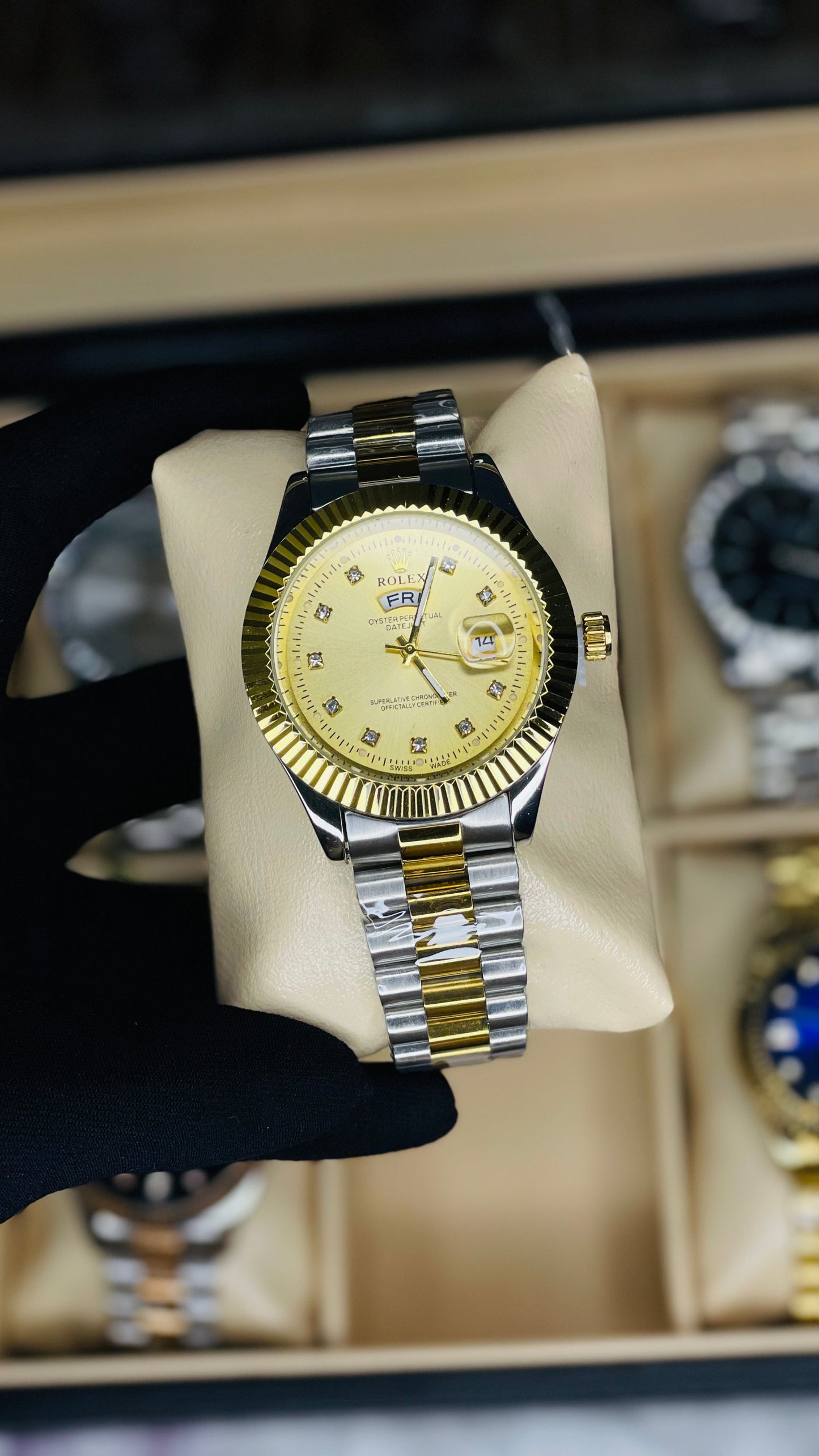 Rose Gold Mesh Strap Luxury Watch