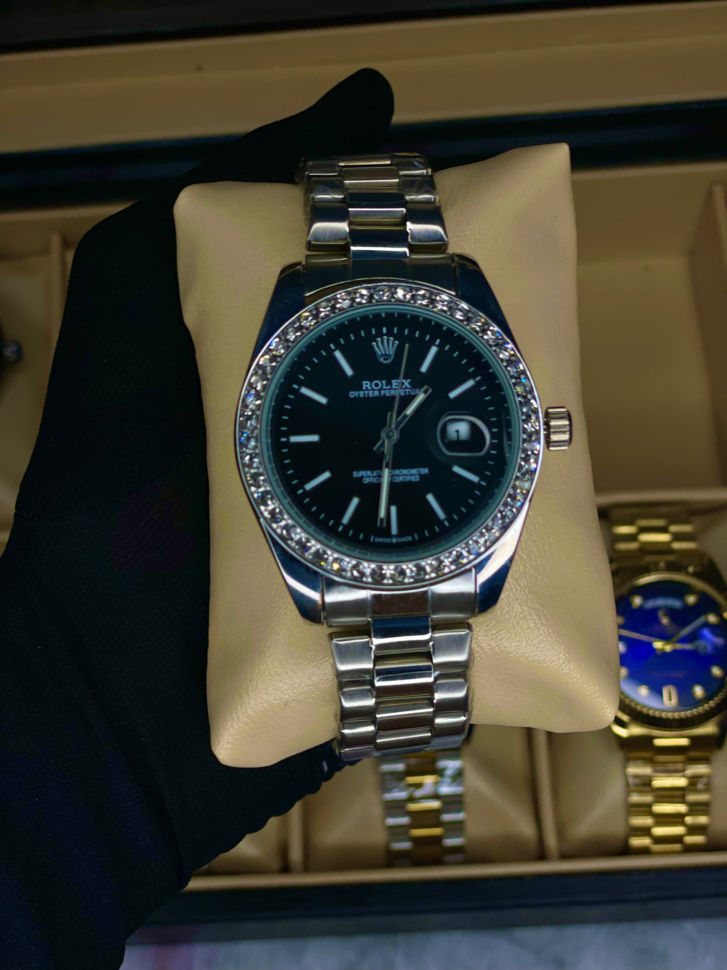 Gunmetal Luxury Watch with Stainless Steel Band