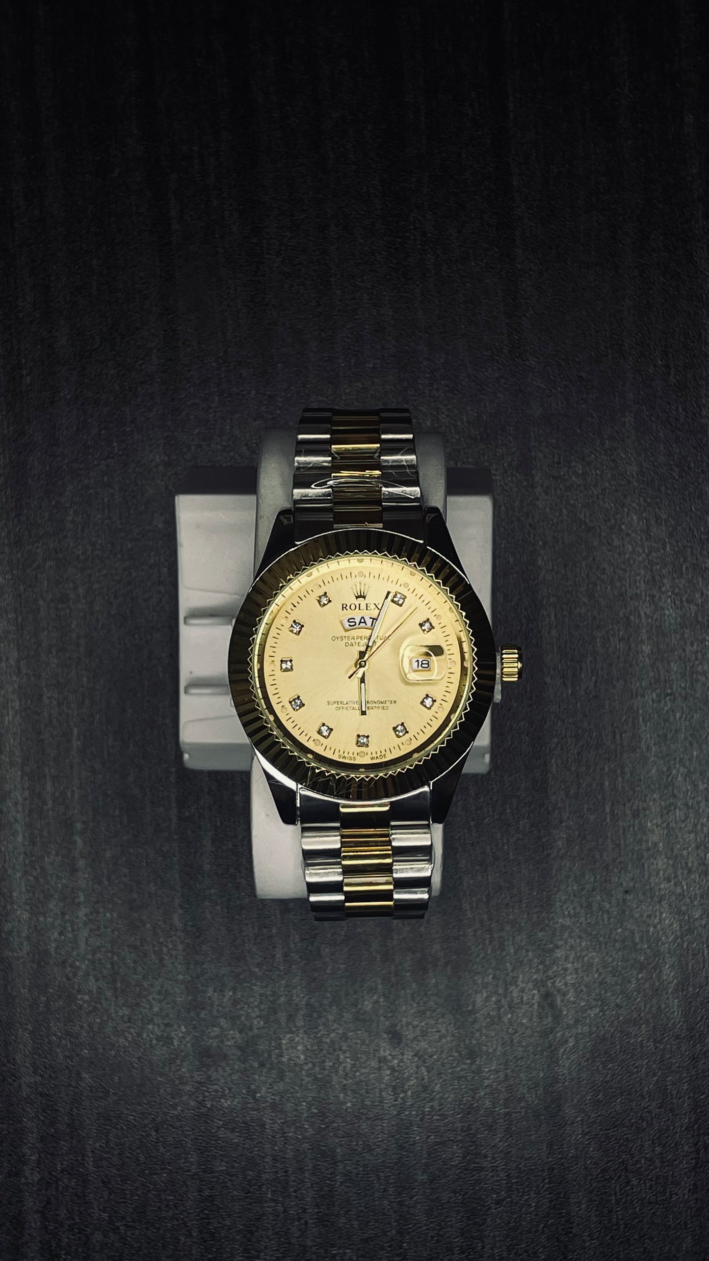 Rose Gold Mesh Strap Luxury Watch