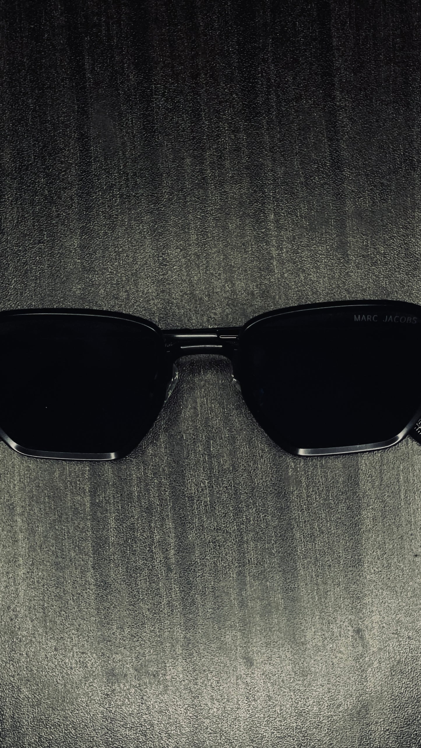 Classic Black Premium Sunglass – Timeless Look