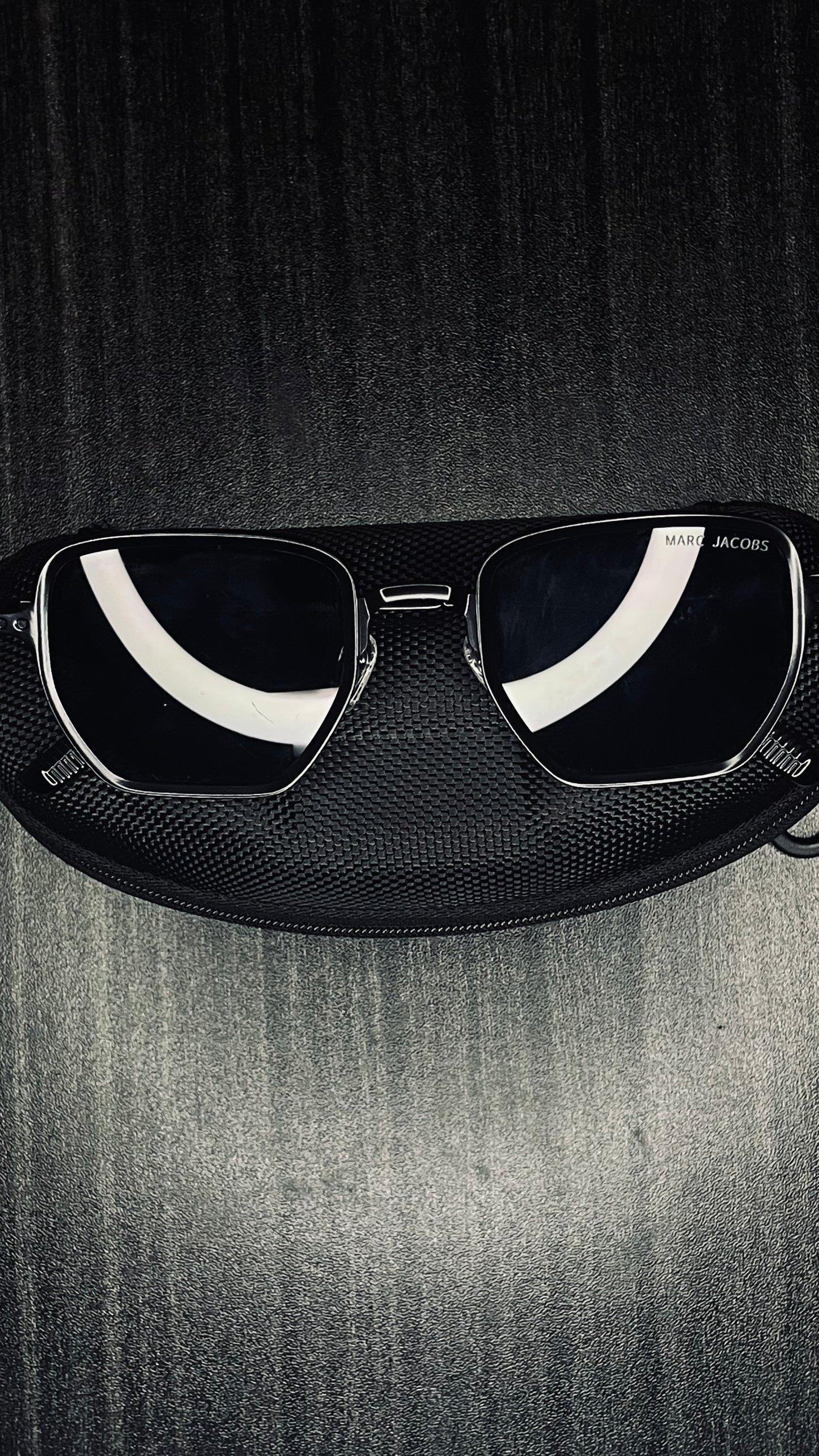 Classic Black Premium Sunglass – Timeless Look