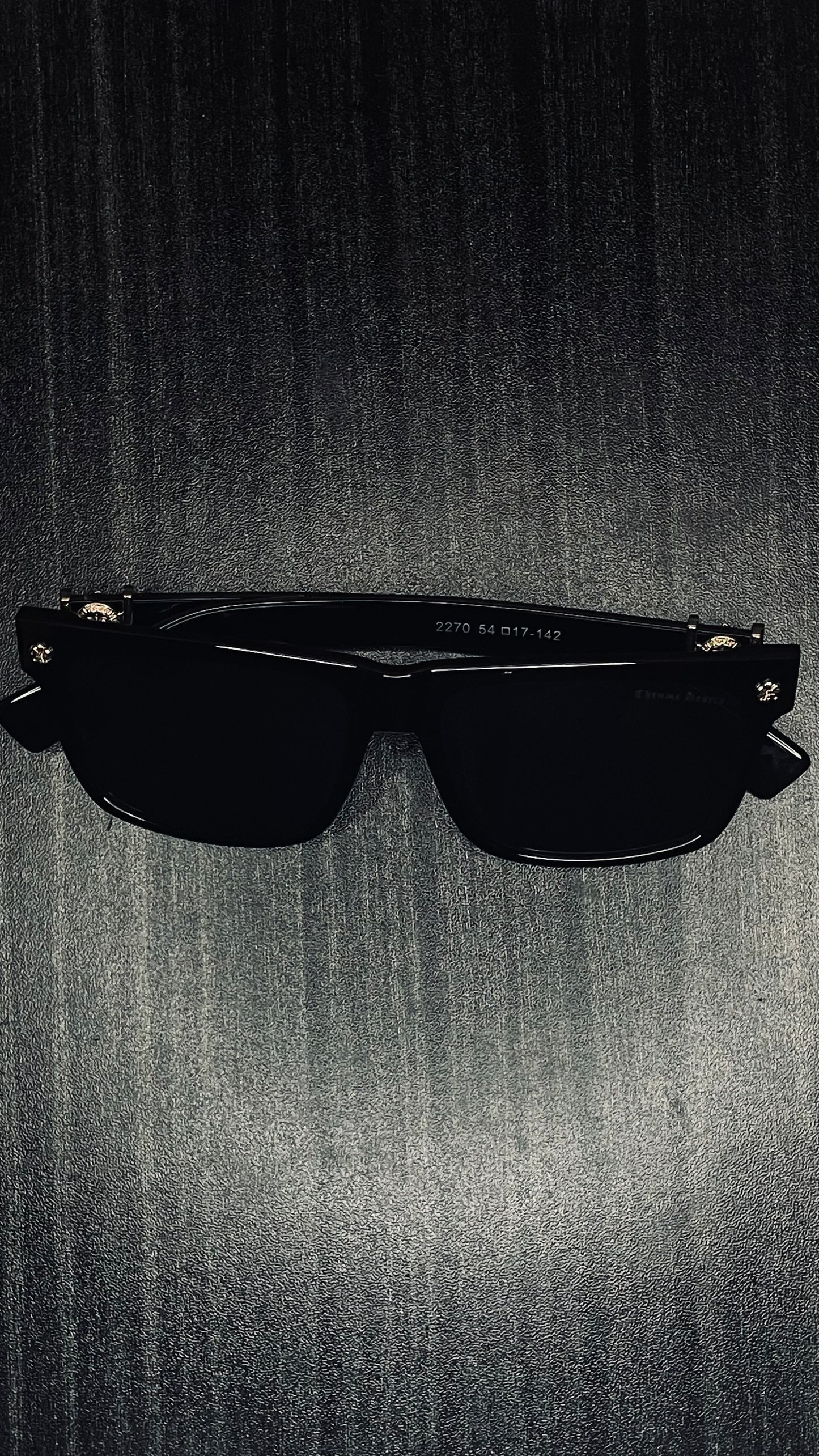 Gold Accent Black Sunglass – Luxury Collection