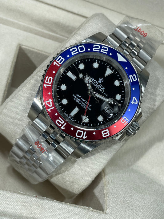 Rolex GMT-Master II ("Pepsi Master Gread")