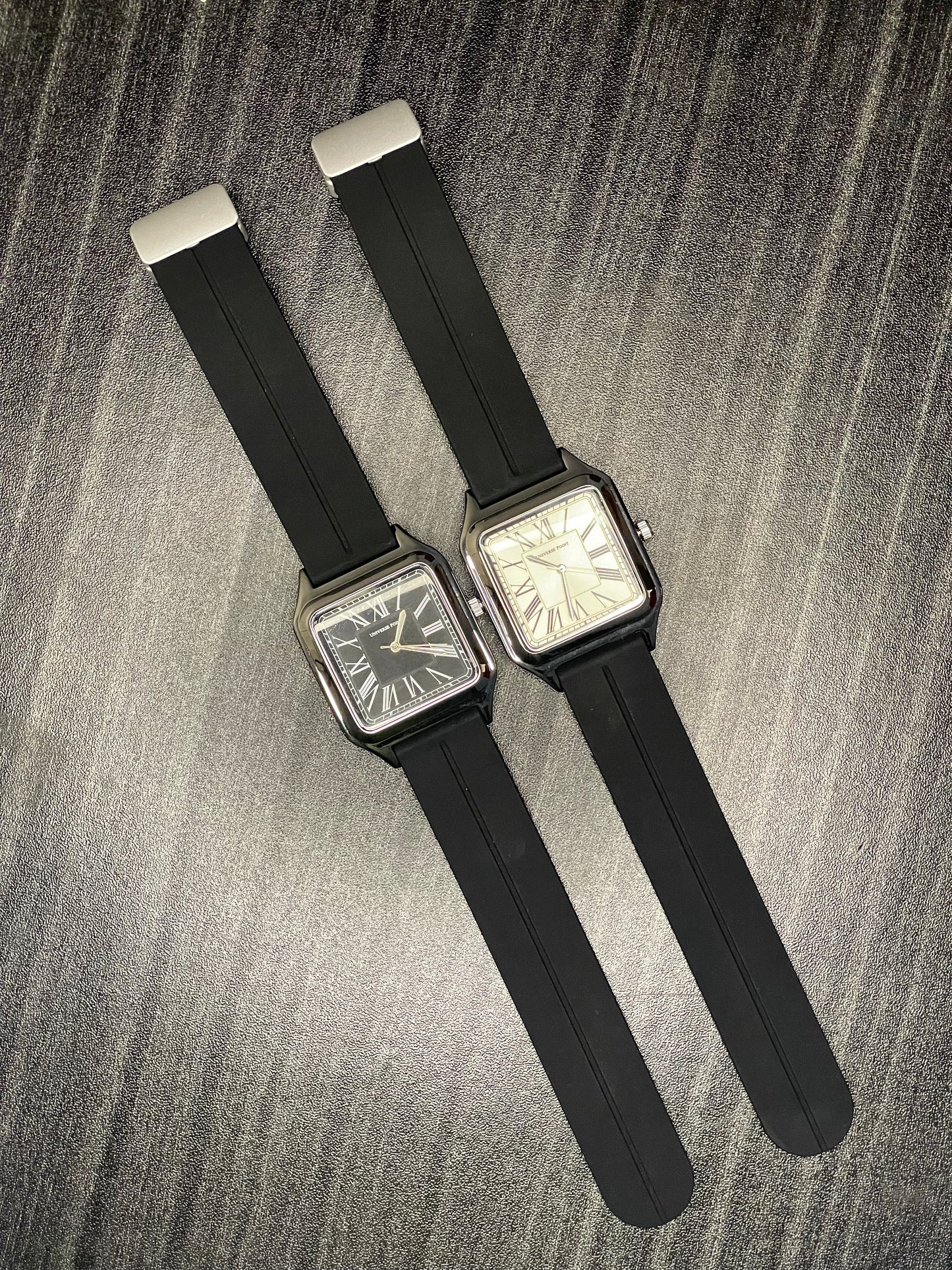 ENZO Albert Arctic White Square Analog